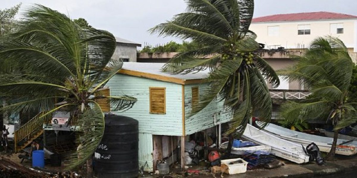 Hurac N Lisa Se Degrada A Tormenta Tropical