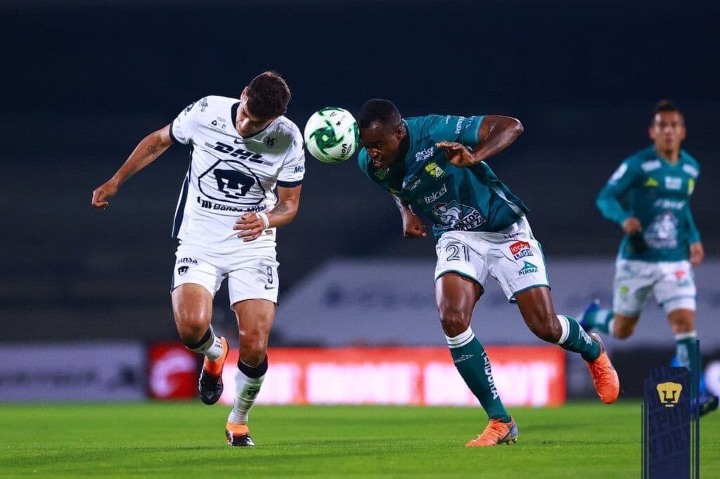 Pumas y León jugaron con una marca férrea en la Final.