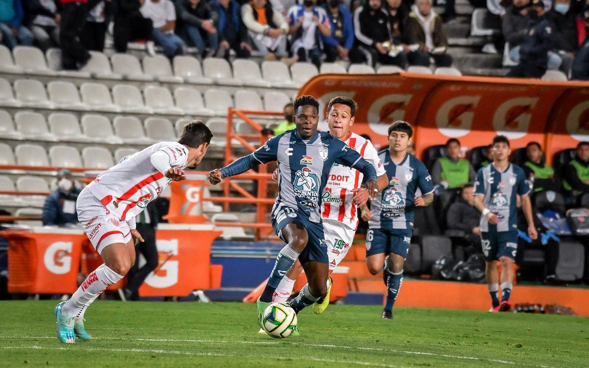 Pachuca es líder general luego de vencer 21 a Necaxa