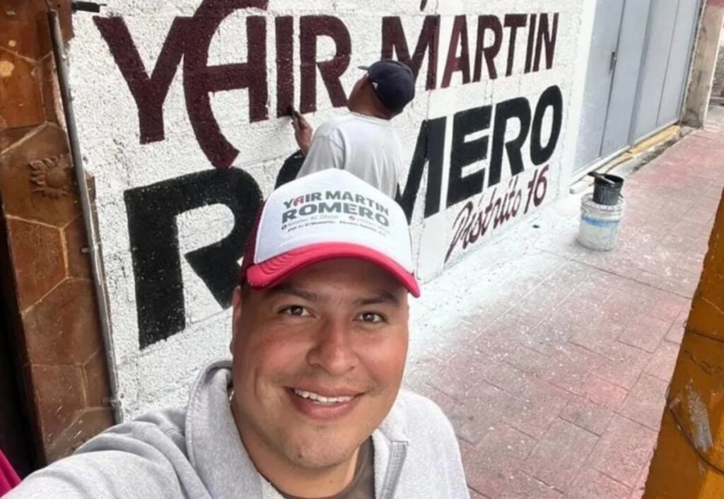 Yair Martín Romero Segura, aspirante a diputado federal por Ecatepec, y su hermano fueron asesinados esta tarde por presuntos integrantes de un grupo delictivo.